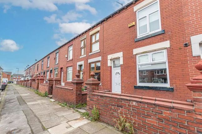 5 bed terraced house for sale