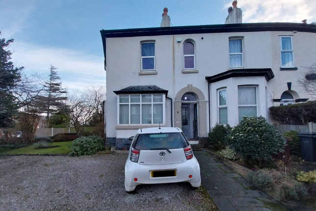 4 bed semi-detached house for sale