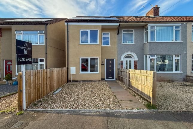 4 bed end terrace house for sale