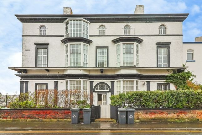 4 bed flat for sale