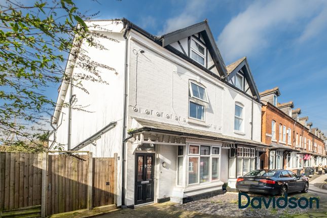 5 bed end terrace house for sale