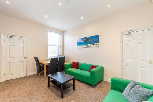 5 bed maisonette for sale