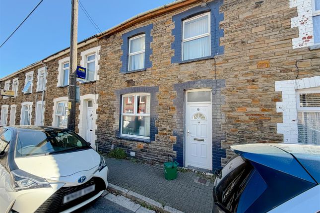 4 bed terraced house for sale