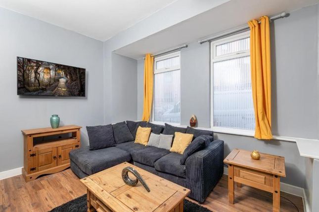6 bed semi-detached house for sale
