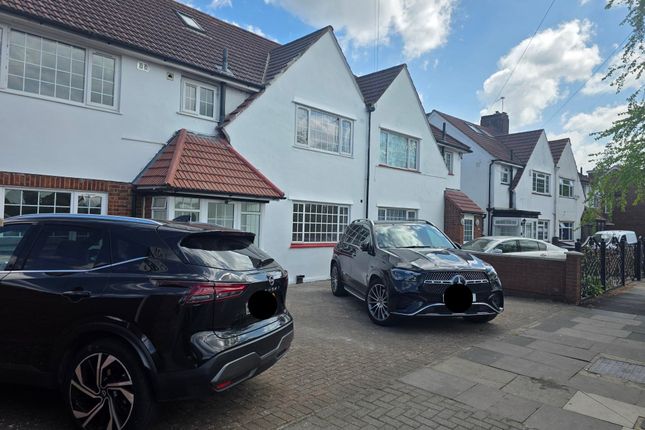 8 bed semi-detached house for sale