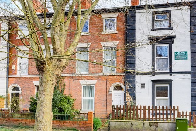 7 bed terraced house for sale