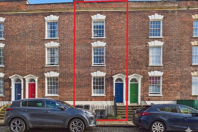6 bed terraced house for sale