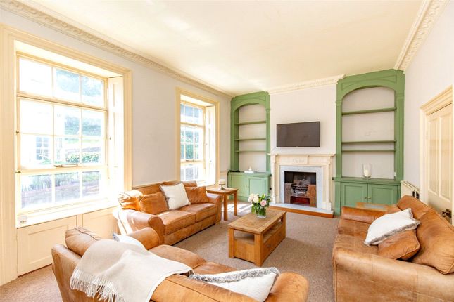 5 bed detached house for sale